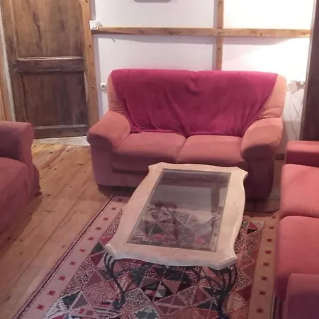 Pyrenees Hideaway *